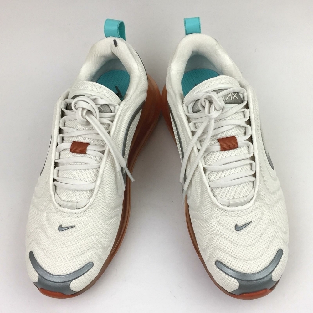 NIKE Air Max 720 Sneaker  7.5